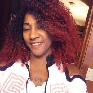 Meet your Posher, Linda